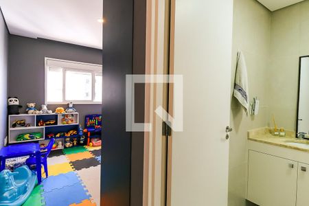 Apartamento à venda com 238m², 4 quartos e 4 vagas Apartamento à venda com 238m², 4 quartos e 4 vagasSuíte 1