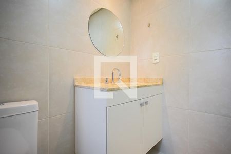 Apartamento à venda com 238m², 4 quartos e 4 vagas Apartamento à venda com 238m², 4 quartos e 4 vagasBanheiro suíte 2