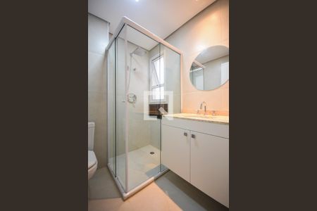 Apartamento à venda com 238m², 4 quartos e 4 vagas Apartamento à venda com 238m², 4 quartos e 4 vagasBanheiro suíte 3