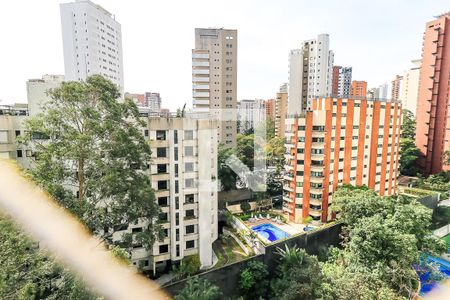 Apartamento à venda com 238m², 4 quartos e 4 vagas Apartamento à venda com 238m², 4 quartos e 4 vagasVista da Suíte 3