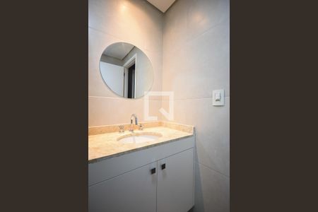 Apartamento à venda com 238m², 4 quartos e 4 vagas Apartamento à venda com 238m², 4 quartos e 4 vagasBanheiro suíte 3