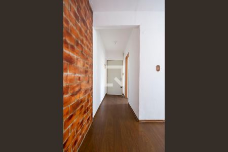 Corredor de apartamento à venda com 1 quarto, 45m² em Santa Tereza, Porto Alegre