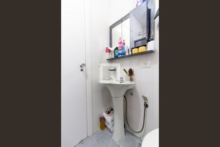 Casa à venda com 148m², 4 quartos e 1 vagaBanheiro 2