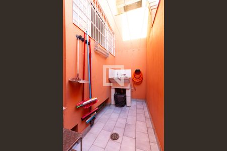 Casa à venda com 148m², 4 quartos e 1 vagaÁrea de Serviço