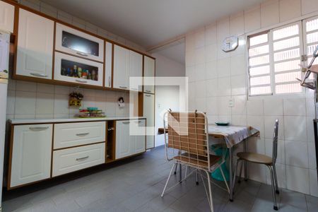 Casa à venda com 148m², 4 quartos e 1 vagaCozinha