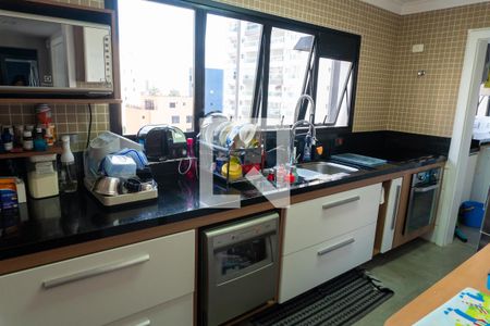 Apartamento à venda com 150m², 3 quartos e 2 vagasCozinha