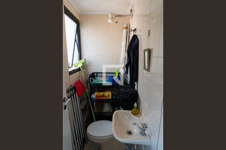 Apartamento à venda com 150m², 3 quartos e 2 vagasBanheiro de Serviço