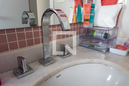 Apartamento à venda com 150m², 3 quartos e 2 vagasBanheiro da Suíte 2