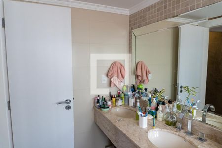 Apartamento à venda com 150m², 3 quartos e 2 vagasBanheiro da Suíte 1