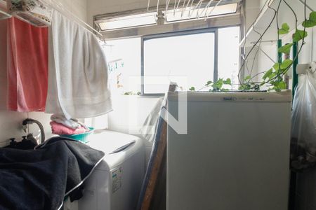 Apartamento para alugar com 56m², 3 quartos e 1 vagaÁrea de serviço 