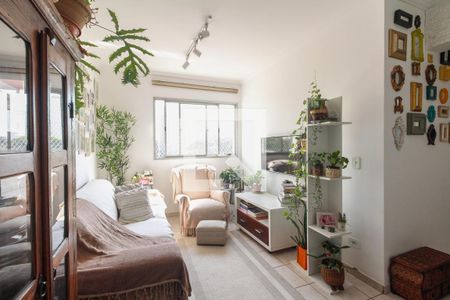 Sala  de apartamento para alugar com 3 quartos, 56m² em Vila Zilda, São Paulo