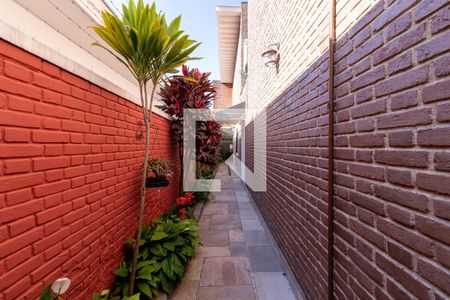 Casa à venda com 400m², 3 quartos e 2 vagasCorredor Lateral