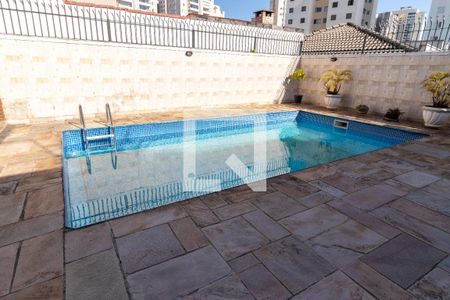 Casa à venda com 400m², 3 quartos e 2 vagasPiscina