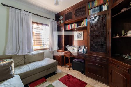 Casa à venda com 400m², 3 quartos e 2 vagasquarto de tv