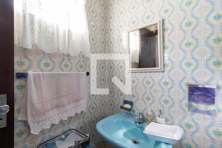 Casa à venda com 400m², 3 quartos e 2 vagasBanheiro de Serviço