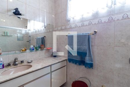 Casa à venda com 400m², 3 quartos e 2 vagasBanheiro 2