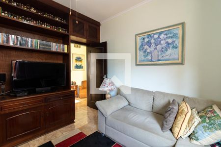 Casa à venda com 400m², 3 quartos e 2 vagasquarto de tv