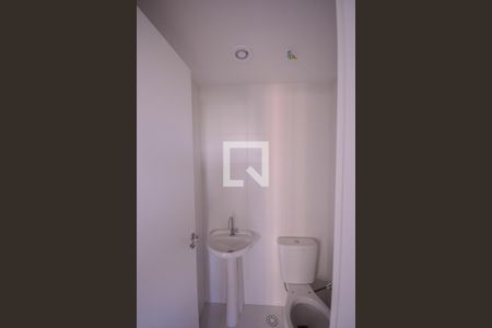 Apartamento para alugar com 32m², 2 quartos e sem vaga Apartamento para alugar com 32m², 2 quartos e sem vagaBanheiro