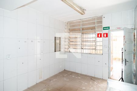 Sala / Cozinha de casa à venda com 2 quartos, 100m² em Cidade Monções, São Paulo