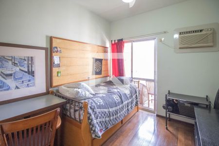 Apartamento à venda com 220m², 4 quartos e 2 vagasQuarto 2