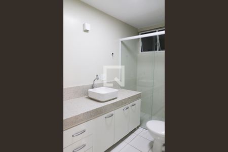 Apartamento para alugar com 90m², 2 quartos e 1 vaga Apartamento para alugar com 90m², 2 quartos e 1 vagaBanheiro