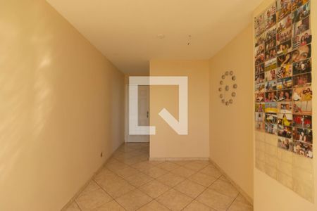 Sala de apartamento para alugar com 2 quartos, 55m² em Centro, Nilópolis