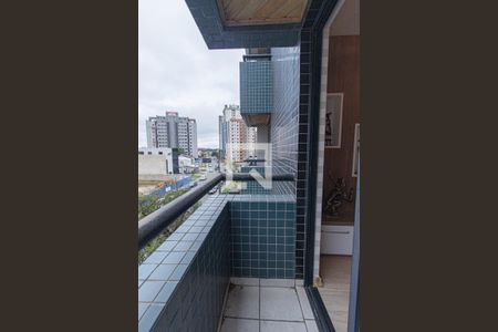 Apartamento para alugar com 91m², 2 quartos e 1 vagaSacada