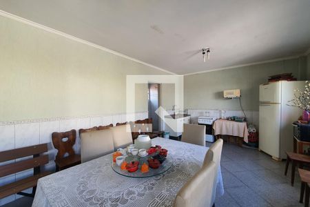 Casa à venda com 153m², 3 quartos e 2 vagasSalão