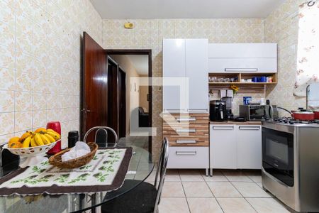 Casa à venda com 120m², 4 quartos e 2 vagasCozinha