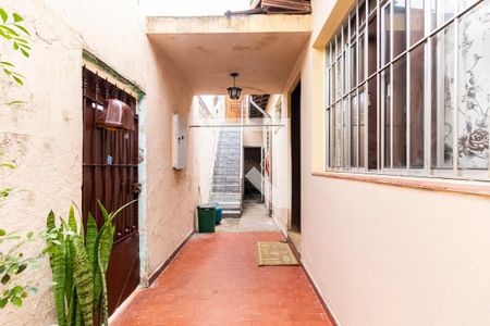 Casa à venda com 120m², 4 quartos e 2 vagasQuintal