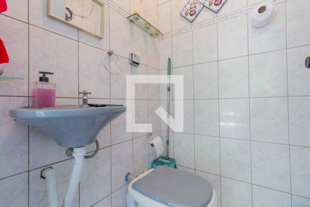 Casa para alugar com 230m², 3 quartos e 2 vagasBanheiro