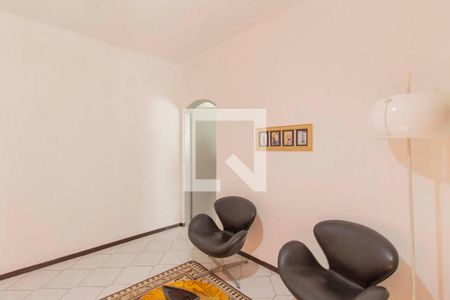 Casa para alugar com 230m², 3 quartos e 2 vagasHall