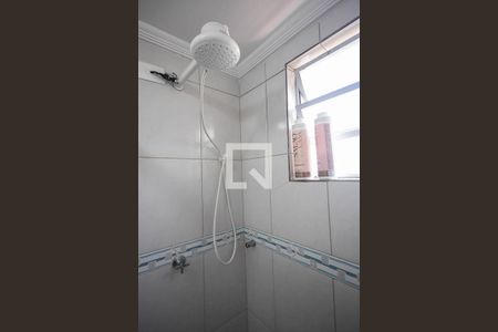 Apartamento à venda com 118m², 3 quartos e 2 vagasChuveiro do banheiro da suíte