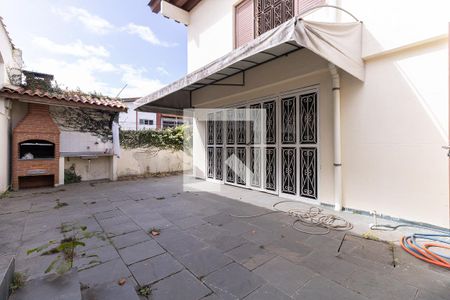 Casa para alugar com 378m², 6 quartos e 3 vagasQuintal