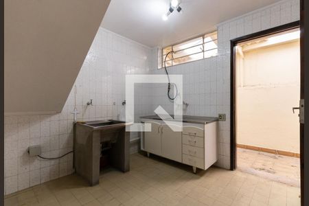 Casa para alugar com 378m², 6 quartos e 3 vagasÁrea de Serviço