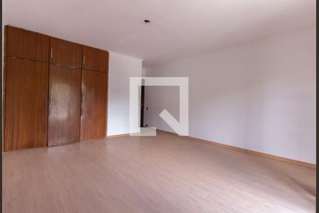 Casa para alugar com 378m², 6 quartos e 3 vagasQuarto 3