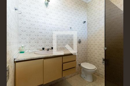 Casa para alugar com 378m², 6 quartos e 3 vagasBanheiro da Suíte 4