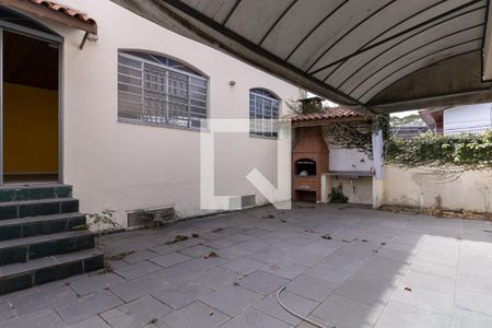 Casa para alugar com 378m², 6 quartos e 3 vagasQuintal