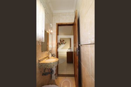 Casa à venda com 270m², 3 quartos e 8 vagasBanheiro 1