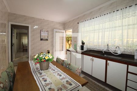 Casa à venda com 270m², 3 quartos e 8 vagasCozinha