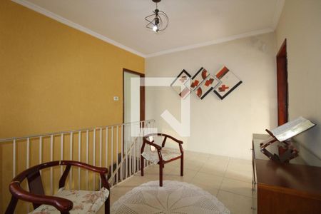 Corredor de casa à venda com 3 quartos, 270m² em Vila Primavera, São Paulo