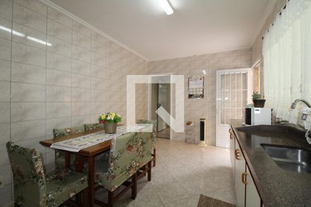 Casa à venda com 270m², 3 quartos e 8 vagasCozinha