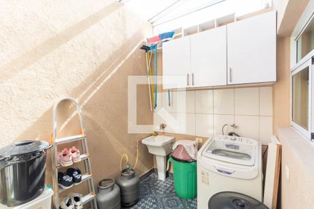 Casa para alugar com 75m², 2 quartos e 2 vagas Casa para alugar com 75m², 2 quartos e 2 vagasÁrea de serviço