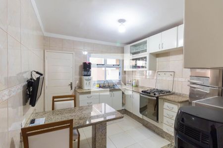 Casa para alugar com 75m², 2 quartos e 2 vagas Casa para alugar com 75m², 2 quartos e 2 vagasCozinha