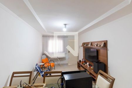 Sala de casa para alugar com 2 quartos, 75m² em Jardim Fernandes, São Paulo