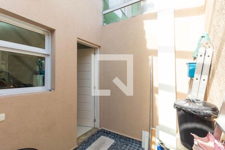 Casa para alugar com 75m², 2 quartos e 2 vagas Casa para alugar com 75m², 2 quartos e 2 vagasÁrea de serviço