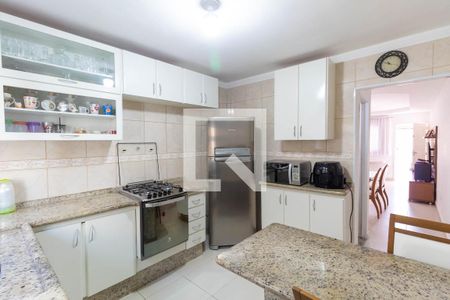 Casa para alugar com 75m², 2 quartos e 2 vagas Casa para alugar com 75m², 2 quartos e 2 vagasCozinha