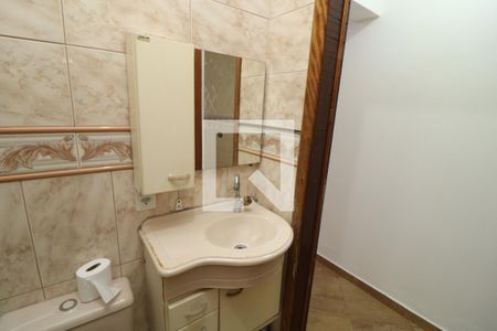 Lavabo de casa para alugar com 2 quartos, 150m² em Jardim São Cristóvão, São Paulo