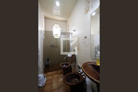 Casa à venda com 250m², 3 quartos e 3 vagasBanheiro