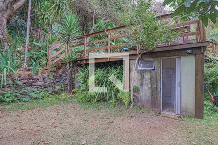 Casa para alugar com 491m², 4 quartos e 6 vagasQuintal